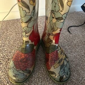 Sloggers snow/ rain boots